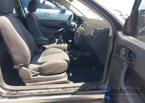 2005 Ford Focus Zx3 from USA, damaged, VIN 3FAHP31N45R127034